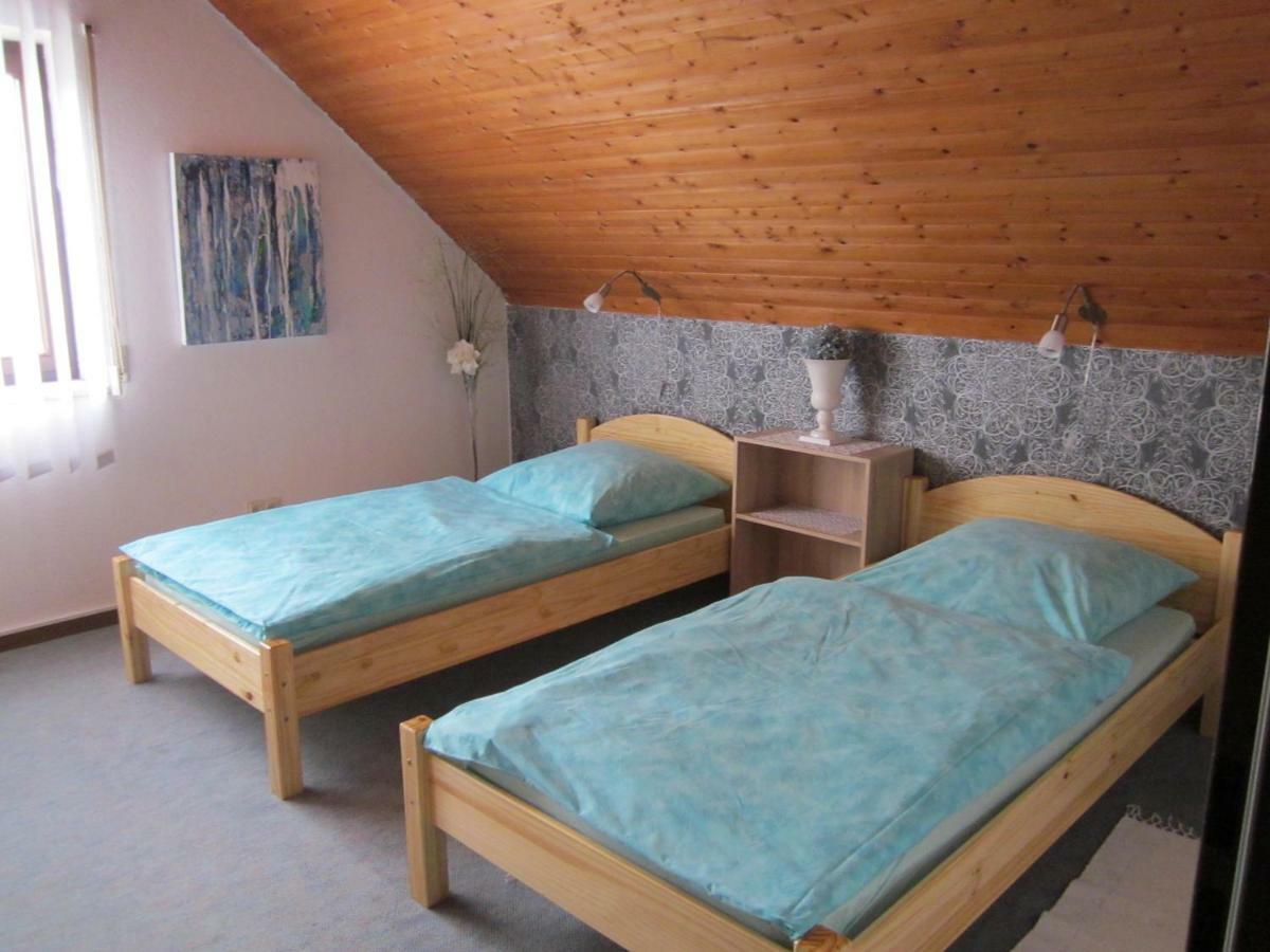 Privatunterkunft Schonlau Oberasbach Buitenkant foto